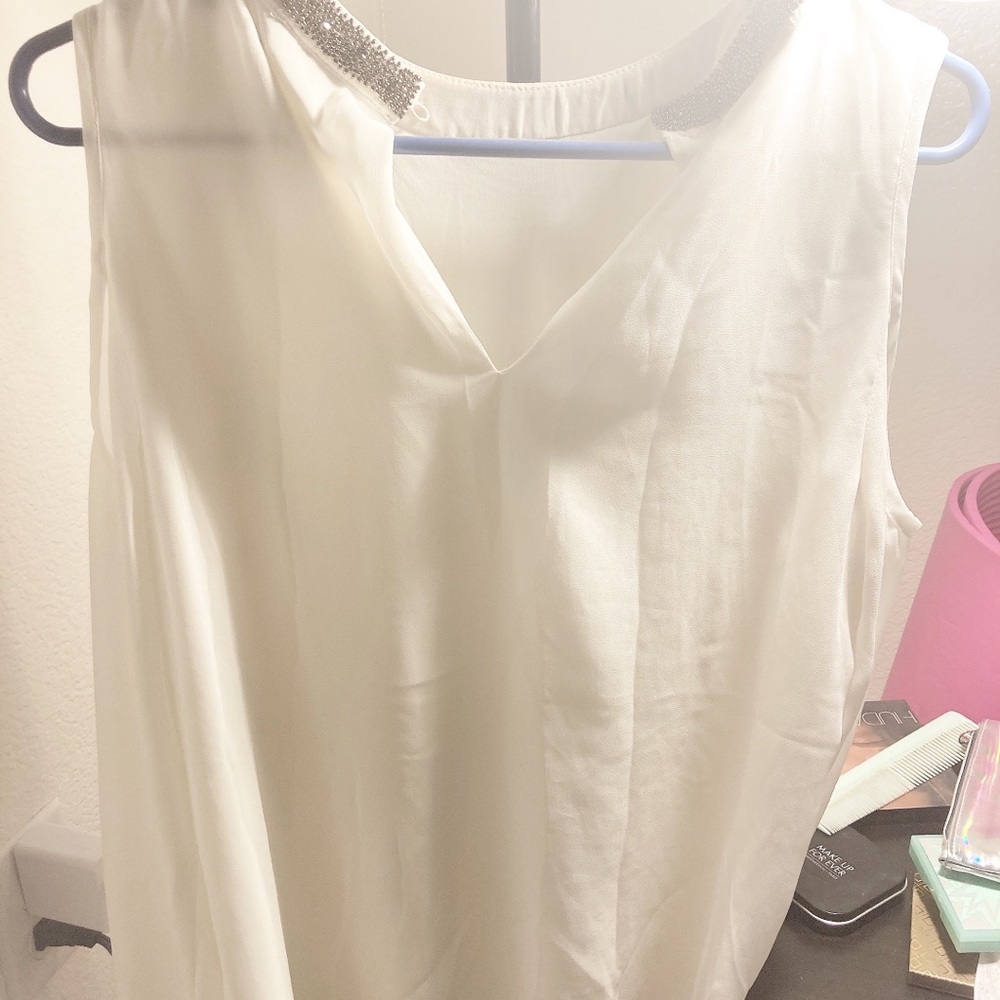Shirt - Picture 2 of 4